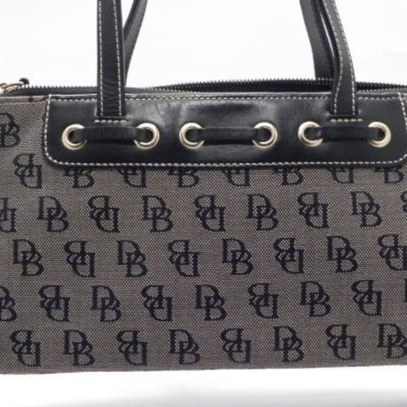 Handbag Dooney and Bourke Black in Plastic - 25777925